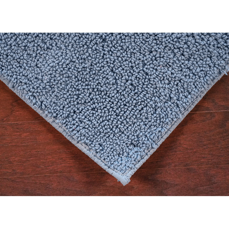 Tapis pour salle de bain Roanoke, Bleu ciel, 24 po x 40 po