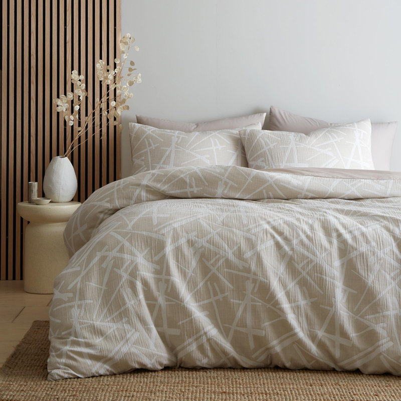 Otto Polyester Geometric Duvet Cover Set with Pillowcases Included, Double Duvet Cover Set + 2 Pillowcases