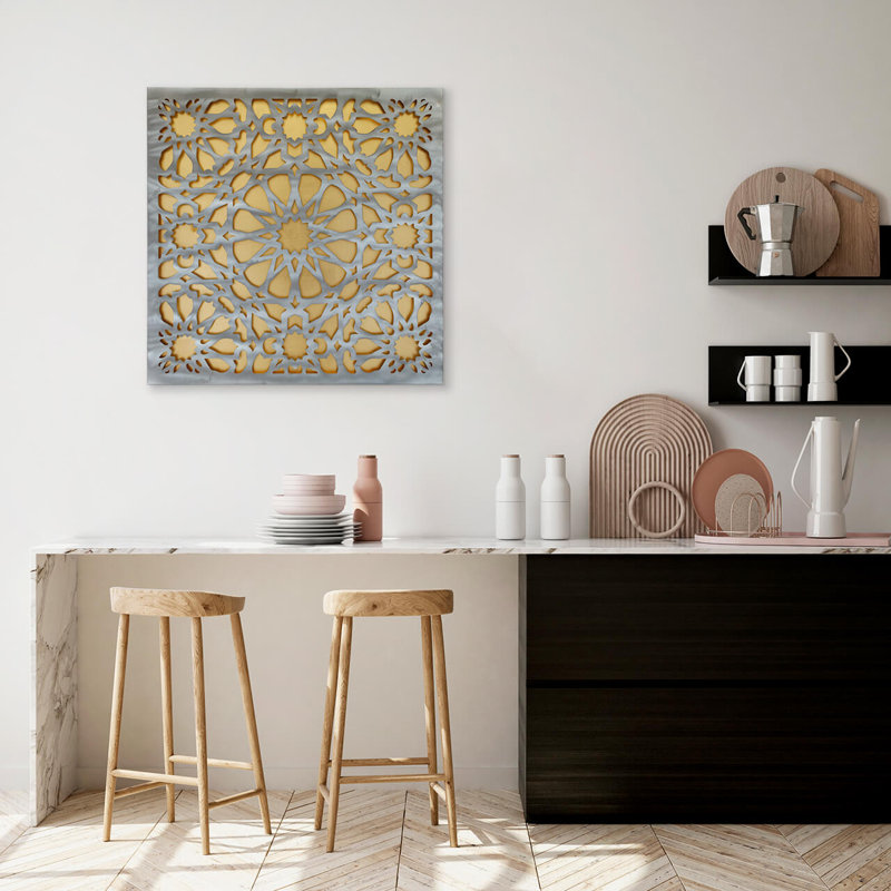 Handmade Traditional Abstract Wall Decor on Metal
