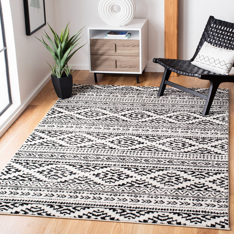 Cobos Polypropylene Black/Ivory Rug, Rectangle 4' x 6'