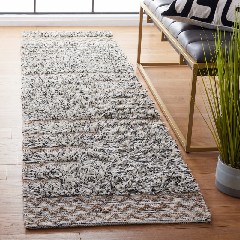 Avia Abstract Hand Loom Cotton/Wool/Jute Ivory/Black/Beige Area Rug, Runner 2'3" x 8'