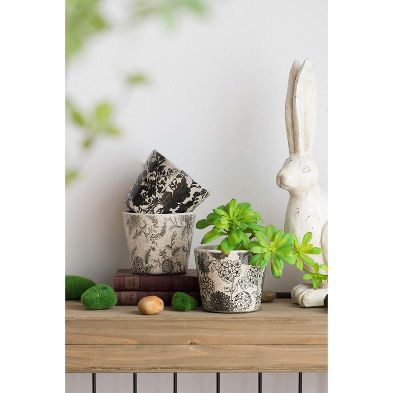 Arbutus Pot Planter