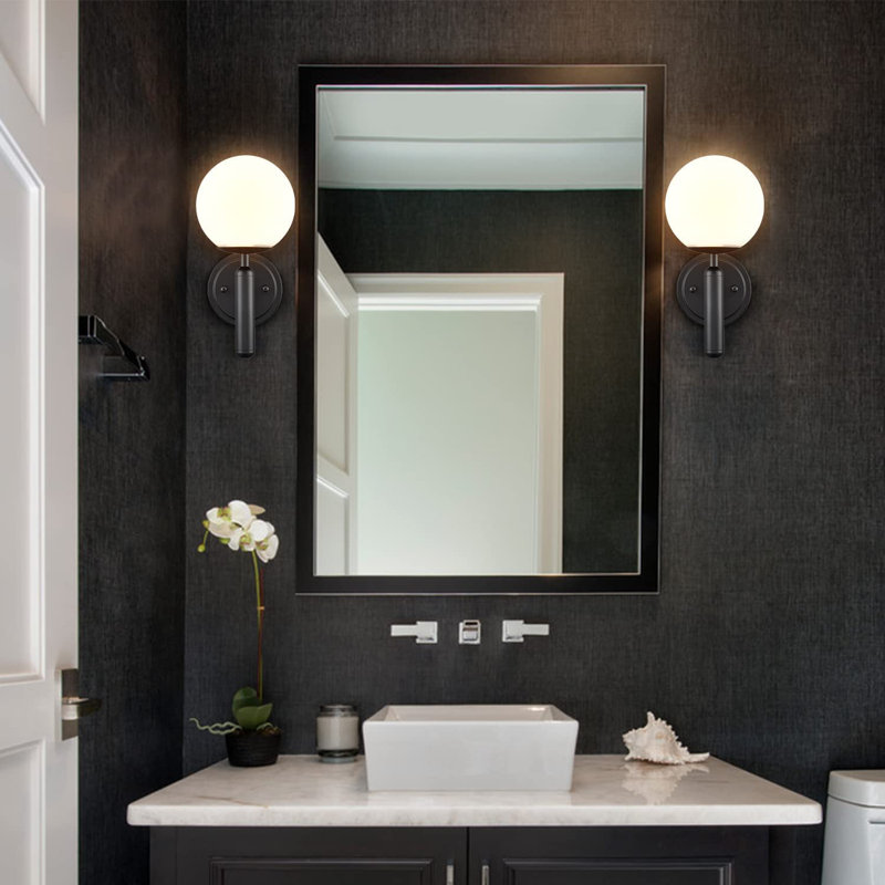 Hynleigh Armed Sconce, Matte Black
