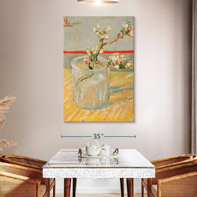 Harnek brin d'amandier en fleurs dans un verre