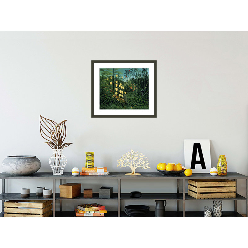 «Tropical Forest: Battling Tiger and Buffalo» par Henri Rousseau, impression giclée sur cadre, H 23,5 po x l 26,75 po