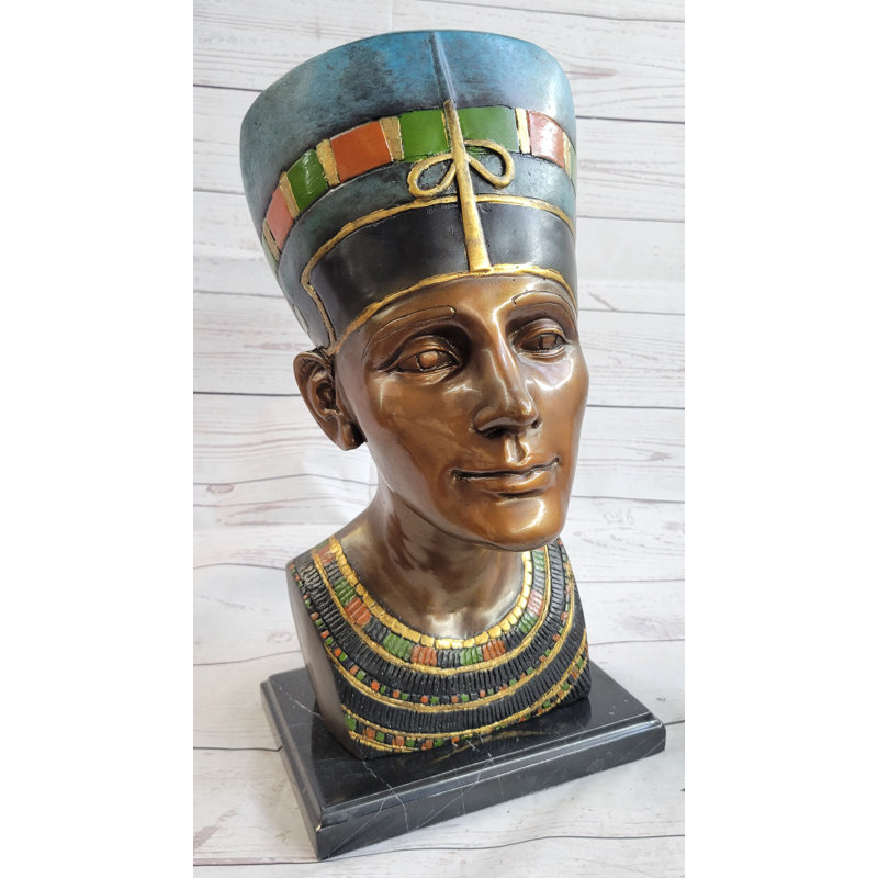 Sculpture buste égyptien Yvo Nefertiti