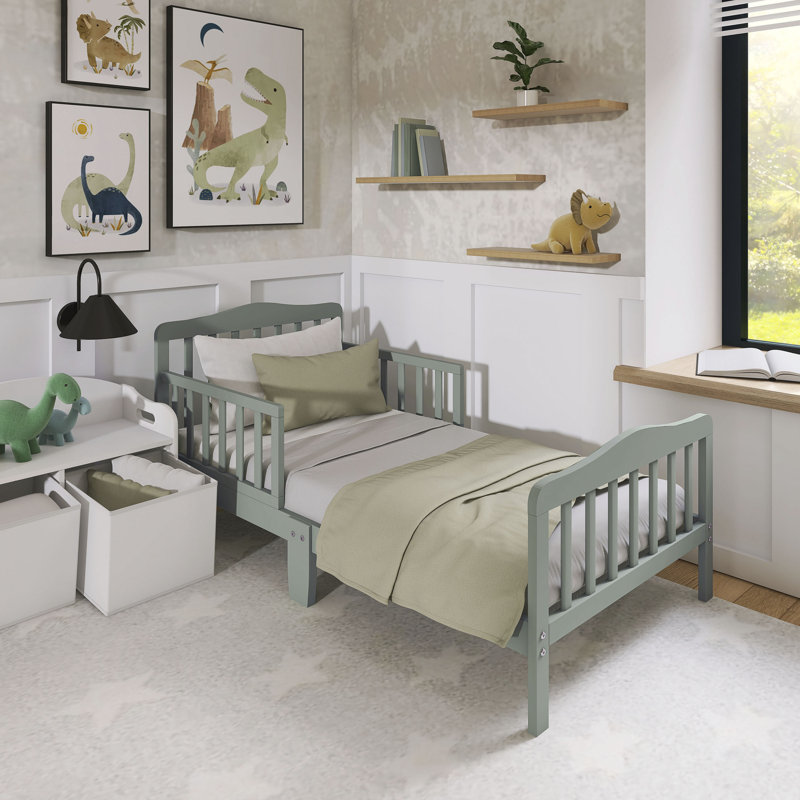 Classic Toddler Solid Wood Bed, Meadow Green