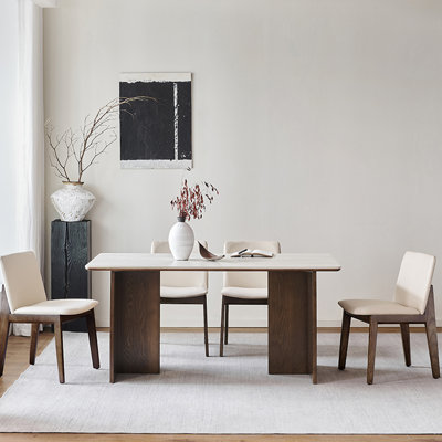 Ensemble repas pour quatre personnes