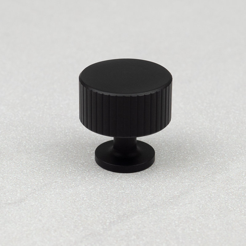 Matt Black Reeded Knob, 28mm Knob