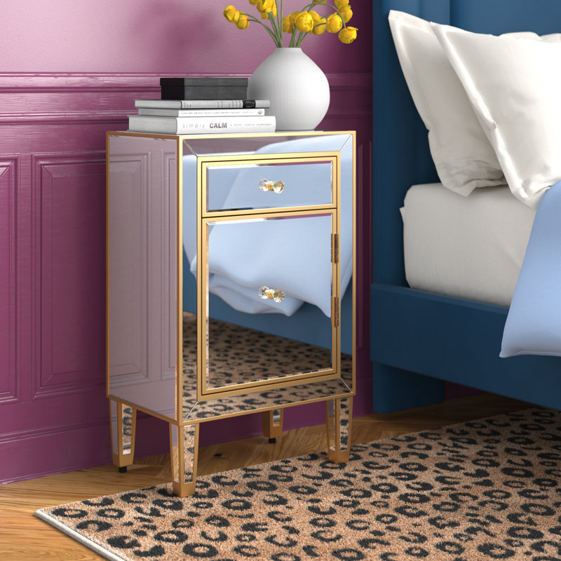 Fairgrove 18'' W Nightstand, Gold