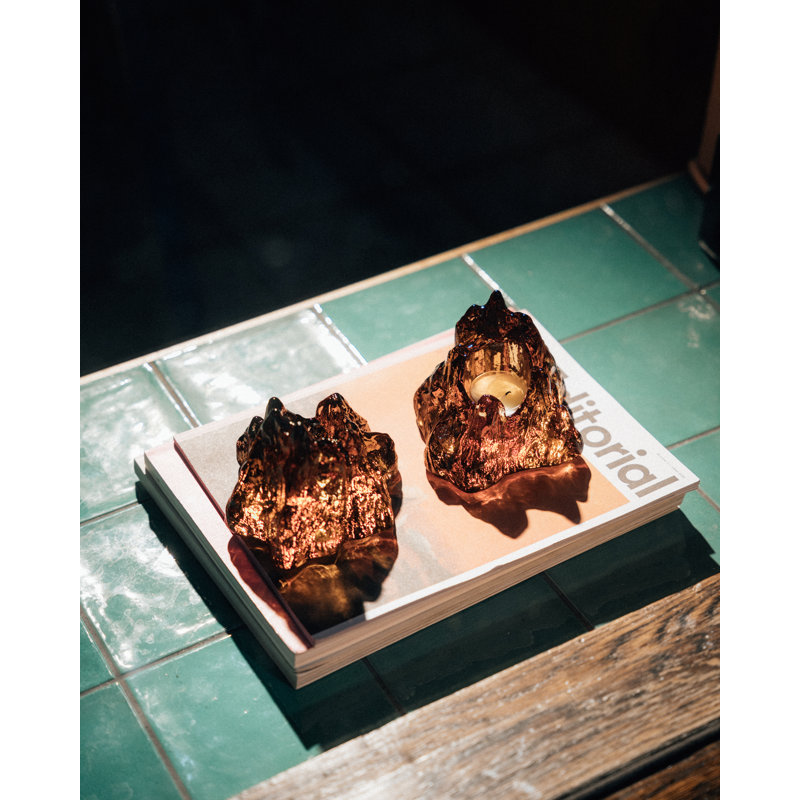 The Rock Votive Bronze, Bronze