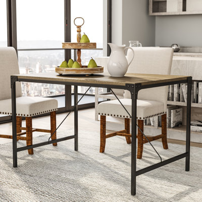 Clovis 4 - Person Dining Set