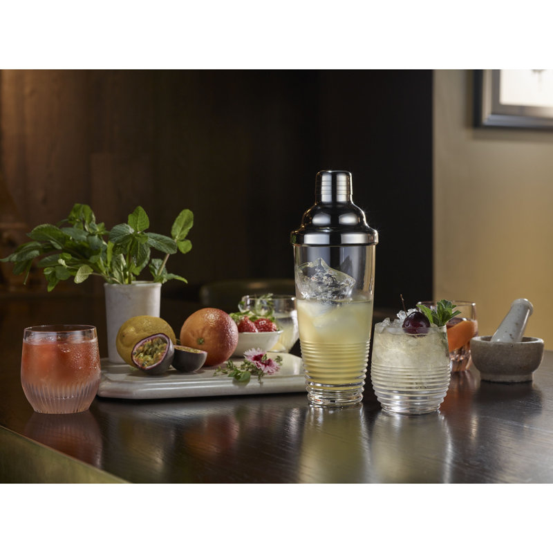 Mixology Rum Circon Cocktail Shaker 24 fl oz