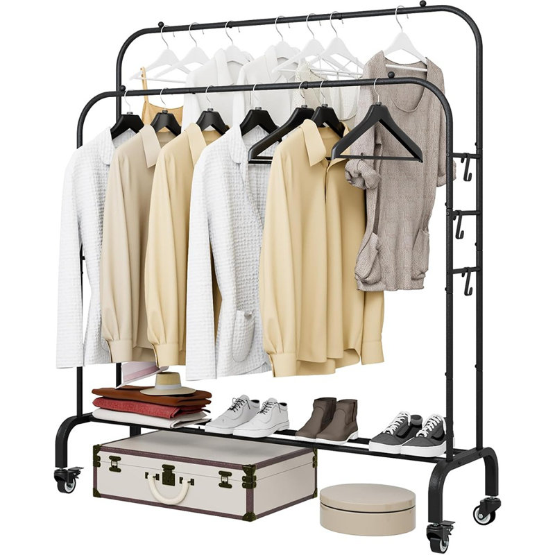 Porte-vêtements à roulettes
