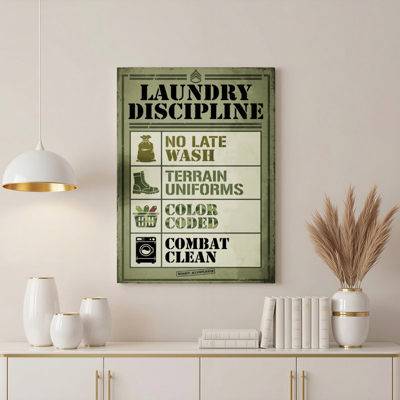 Tableau mural sur toile de style militaire « Discipline du linge » (1 pièce) pour la décoration de la maison ou du bureau