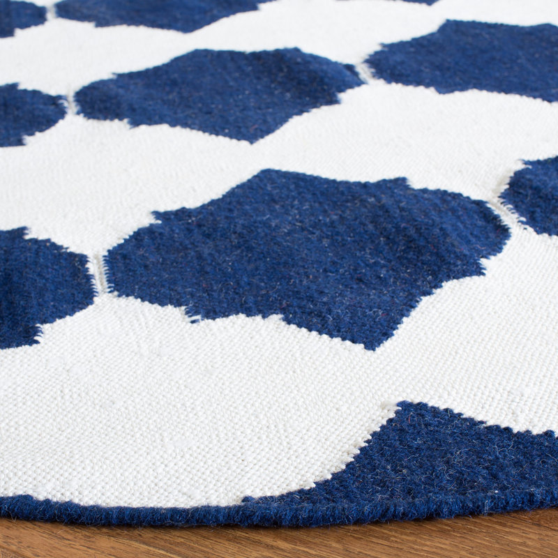 Chevron Hand Woven Area Rug, Rectangle 91 x 152cm