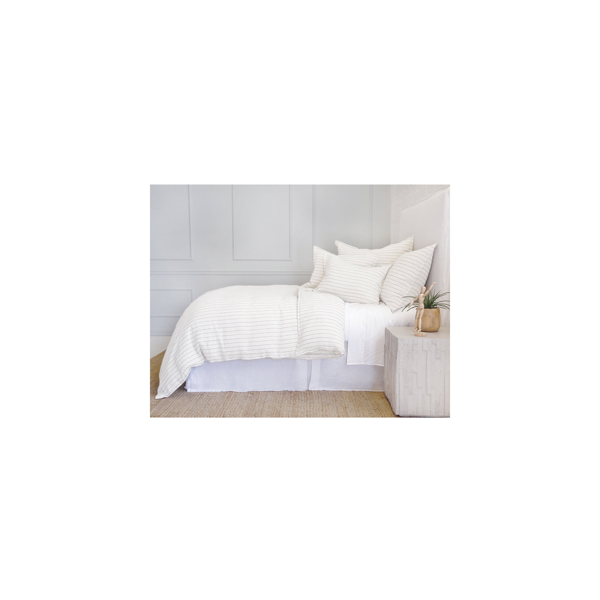 Blake Linen Shams, Cream/Gray, King