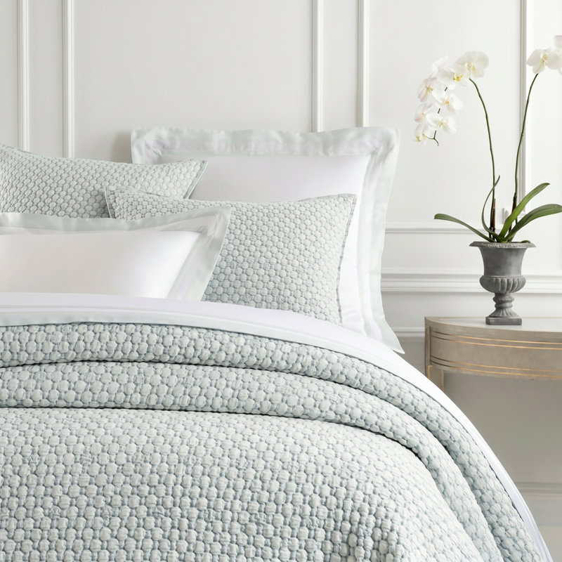 Lodi Matelasse Sham, Standard, Sky