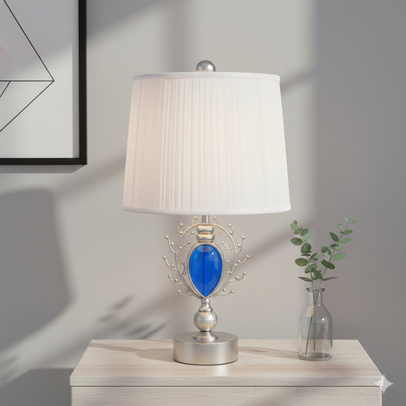 Lampe de table haute en polyrésine 27,75 "Just Dazzle" avec finition argentée et abat-jour blanc
