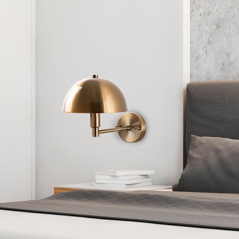 Lampe murale dorée avec corps en métal, 7,9 po x 11,4 po x 9,4 po | Douille E14, 40 W maximum | Conception élégante, parfaite pour le salon ou la chambre à coucher | IP20, ampoule non incluse | Luminaire élégant pour la maison