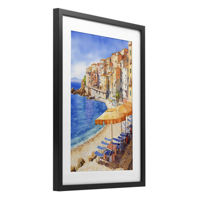 «Beach Lounging on Mediterranean Shore», reproduction encadrée sous verre, design by Creative Studio