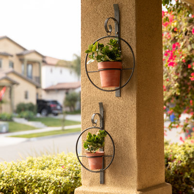 Saban 2 Piece Metal Hanging Wall Planter Set