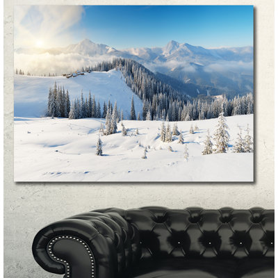 «Sunny Morning in Mountains», photographie sur toile tendue