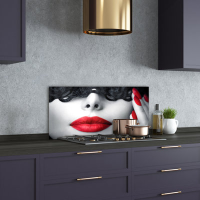 Aleezay 50 cm. W x 100 cm. L Peel and Stick
