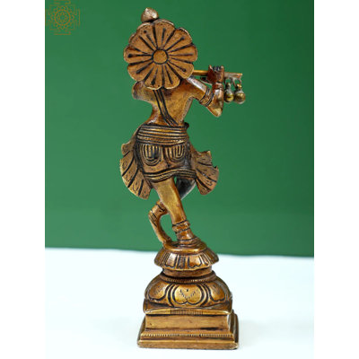 Statue