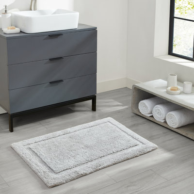 Plush Cotton Bath Mat