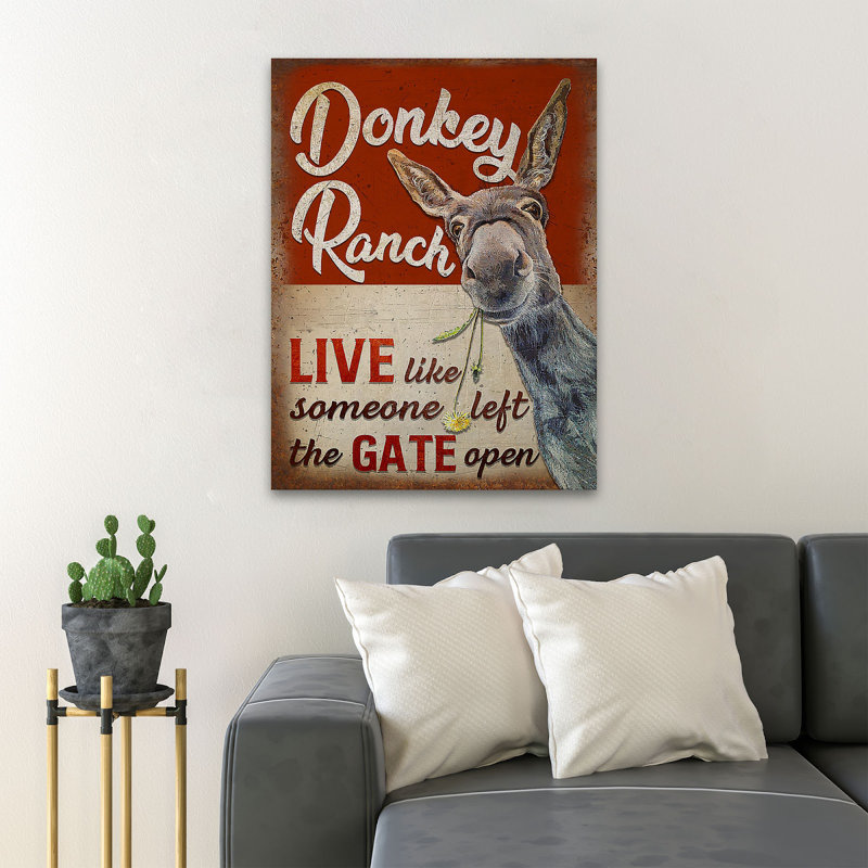 «Donkey With Flowers - Donkey Ranch», reproduction d'art graphique sur toile tendue, H 14 po x l 11 po x P 2 po