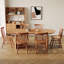 Table de salle à manger ovale brune-108297722