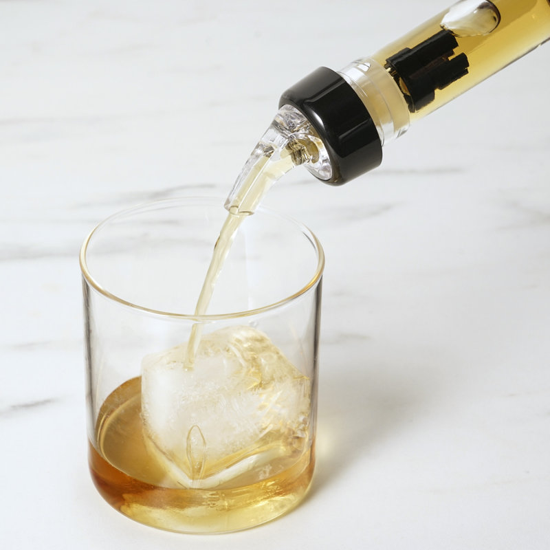 Wine Pourer