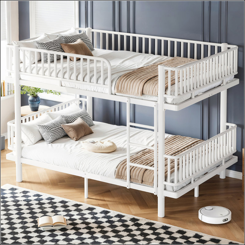 Lit superposé grand sur grand avec échelles et garde-corps, structure en métal pour une sécurité accrue et conception convertible, blanc