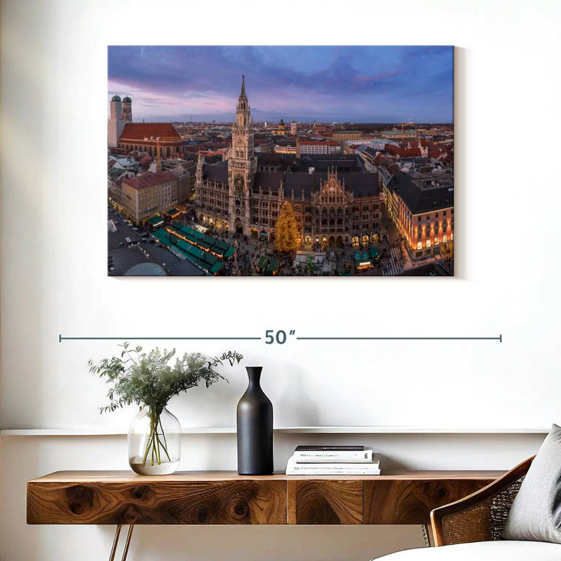 Rorry Munich City Center, 26" H x 39" W