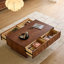Table basse rectangulaire sculptée de style rétro-110437901