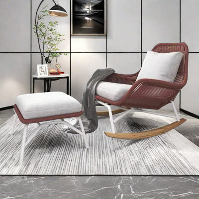 Chaise berçante nordique simple et magnifique