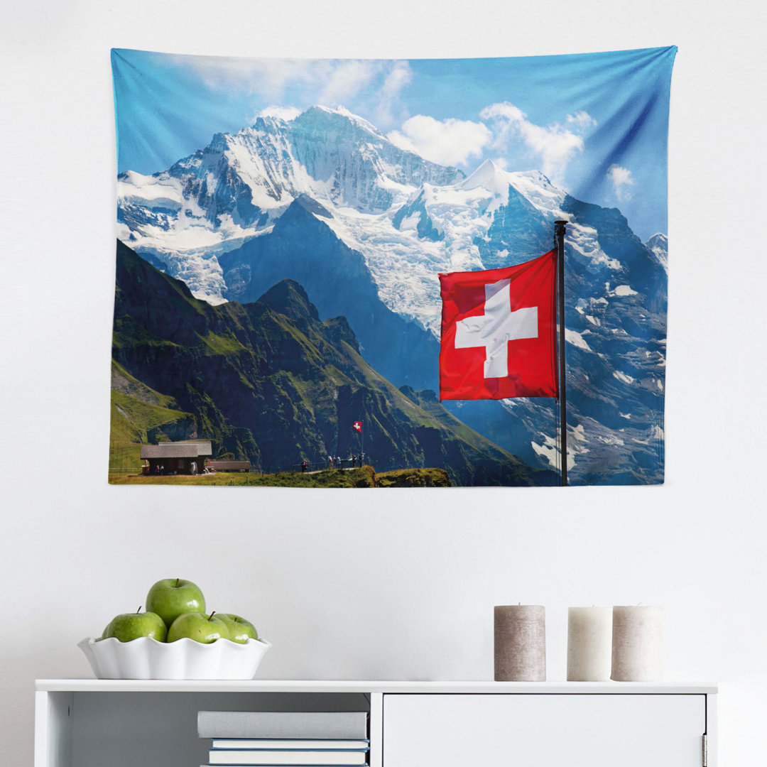 Wandbehang Mannlichen Jungfrau Region Berge mit Schnee und Nationalflagge Frühlingssaison