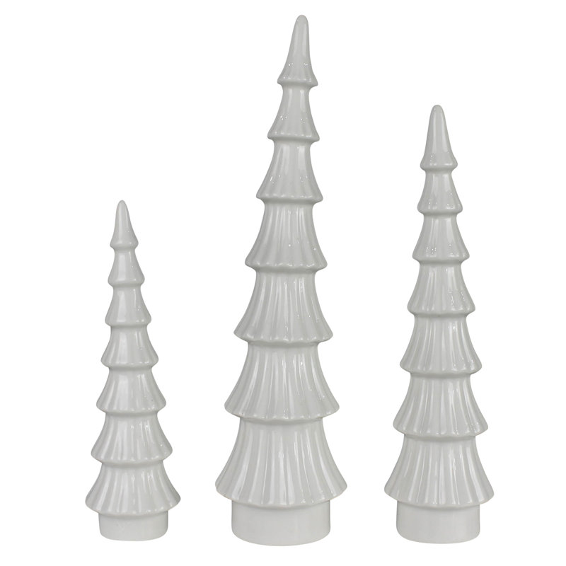 Arbres de Noël élancés, céramique - ensemble / 3 cm: 2,5 x 8,25, moyen: 3 x 10,5. Lrg: 3,5 x 13