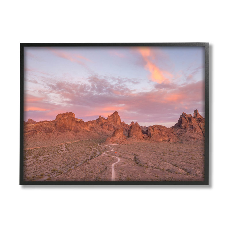 Vaste Canyon Road, scène de désert, estampe numérique par Jeff Poe, H 24 po x l 30 po x P 1,5 po, Cadre noir