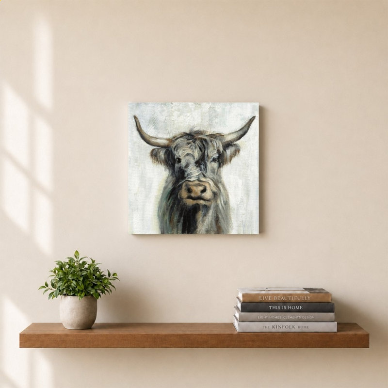 Vache Highland, 24" H x 24" W