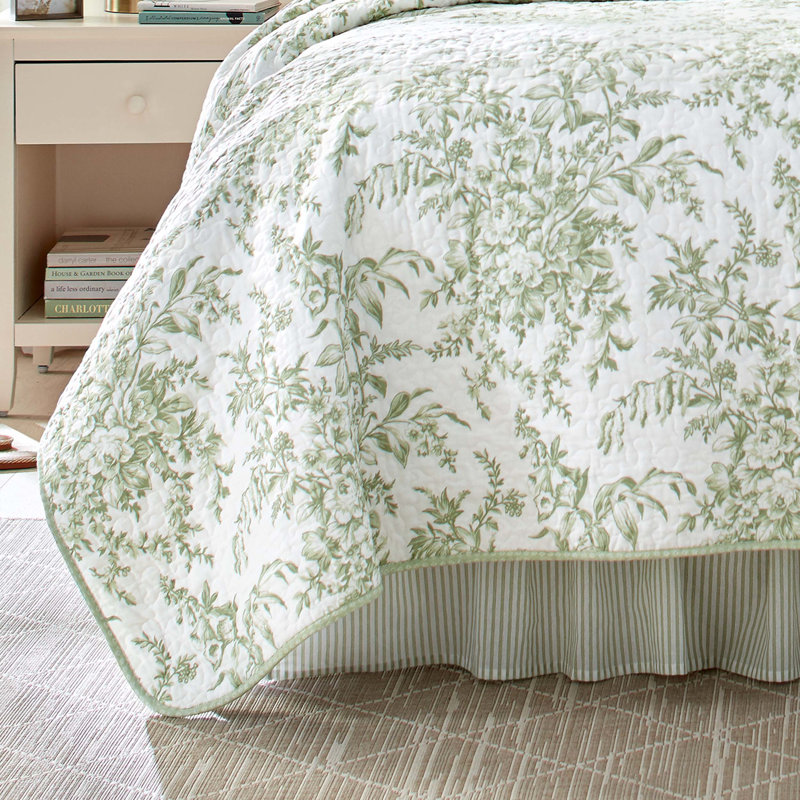Laura Ashley Bedford Cotton Reversible Quilt Set, Green Floral, Full/Queen Quilt + 2 Standard Shams