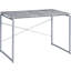 Élégante configuration de bureau industriel en gris et argent, plateau de table rectangulaire en bois robuste et stable en métal, support d'inspiration robuste pour surface d'écriture