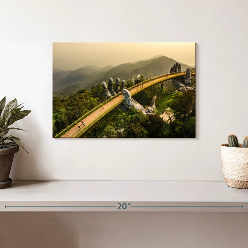 Lilie Vietnam Golden Bridge, 8" H x 12" W