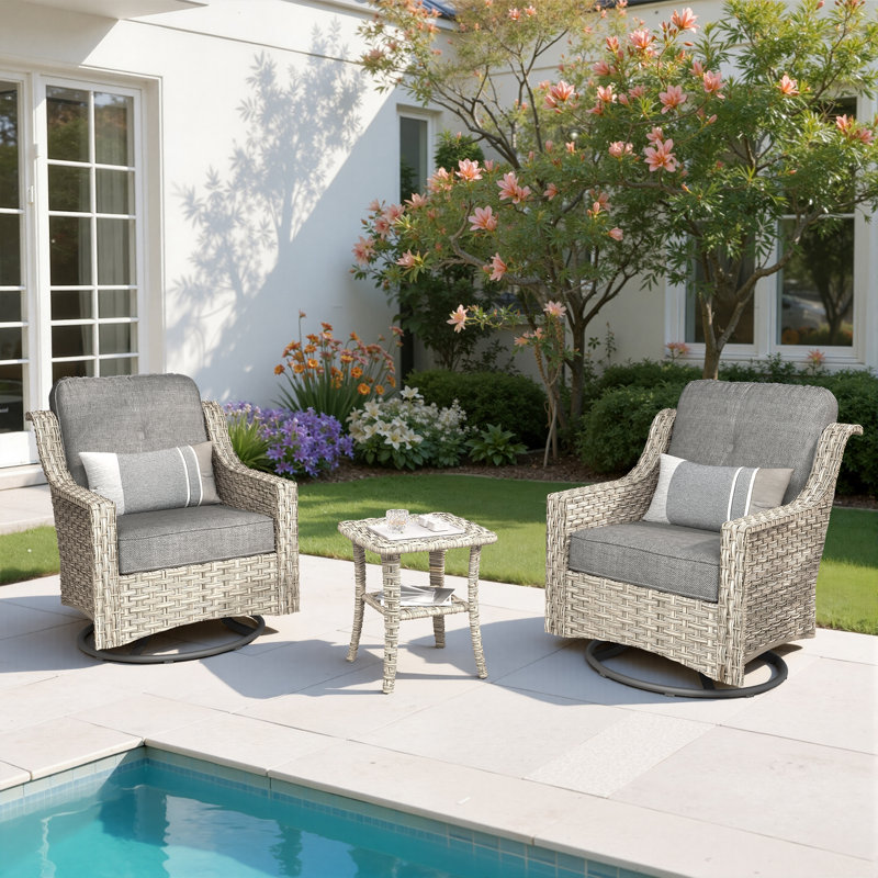 Ensemble de 3 chaises berçantes pivotantes en osier avec coussins et table d'appoint Sturgill, Gris foncé