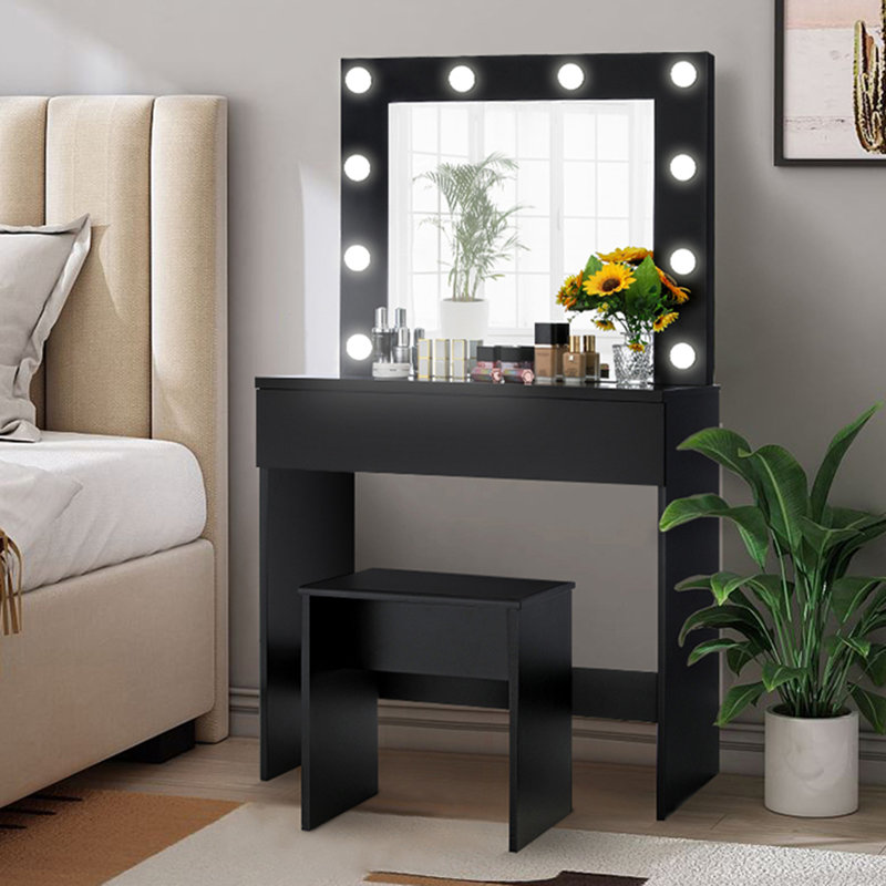 Aabidammar Vanity, Black