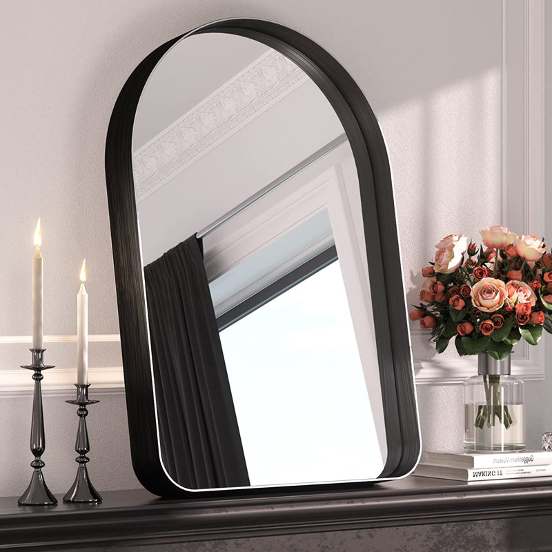 Miroir d'appoint mural Briannon, 24 po x 36 po, Noir