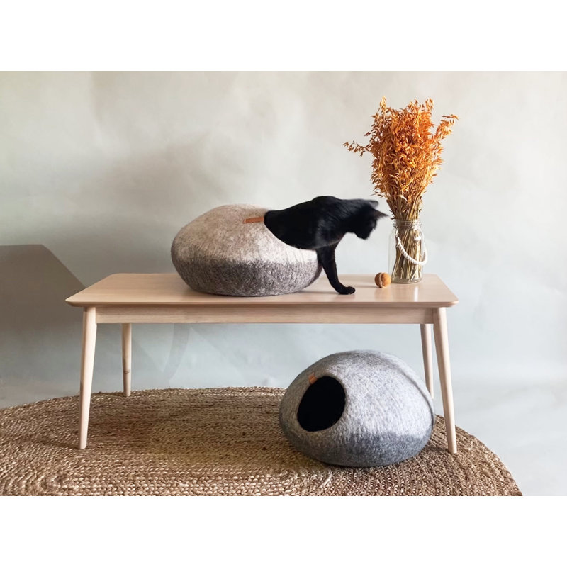 Wool Nest Pet Bed, Brown