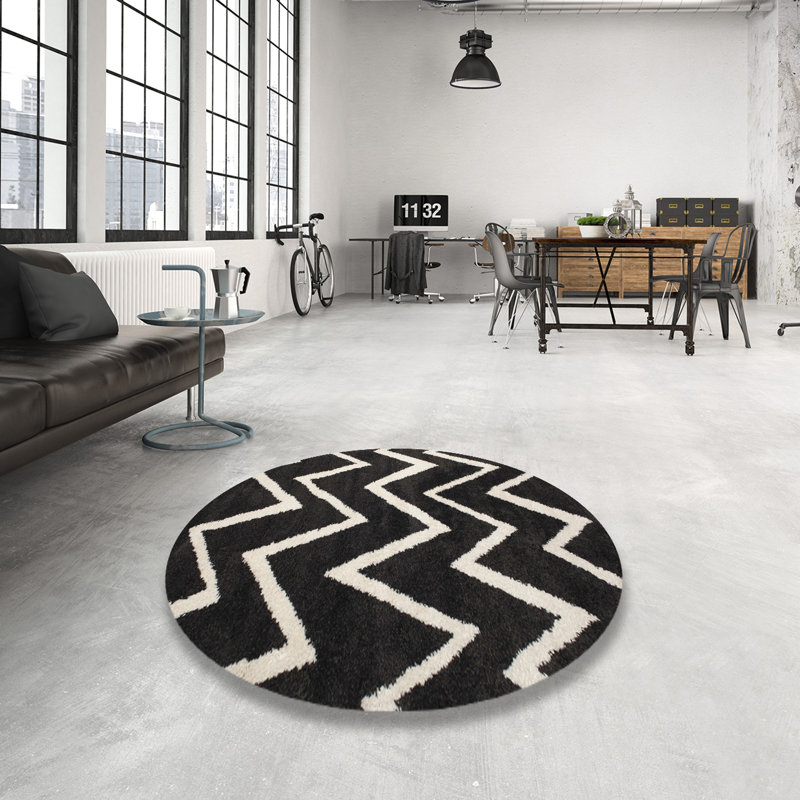 Chevron Indoor Rug, Round 7'