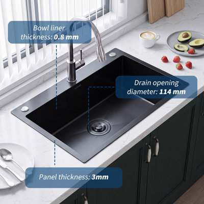 Évier de cuisine à encastrer à une cuve de 71 cm (28 po) en acier inoxydable 201 avec revêtement PVD noir, trous pré-percés pour robinetterie, coussinets antibruit, coins arrondis et panneau d'ouverture noir 201.